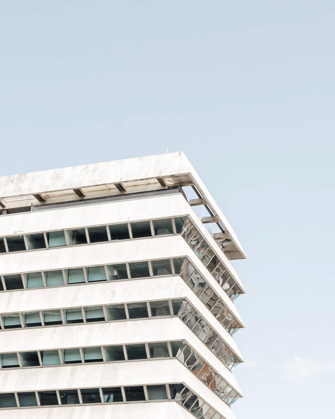 Lisbon Contemporary Architecture-3