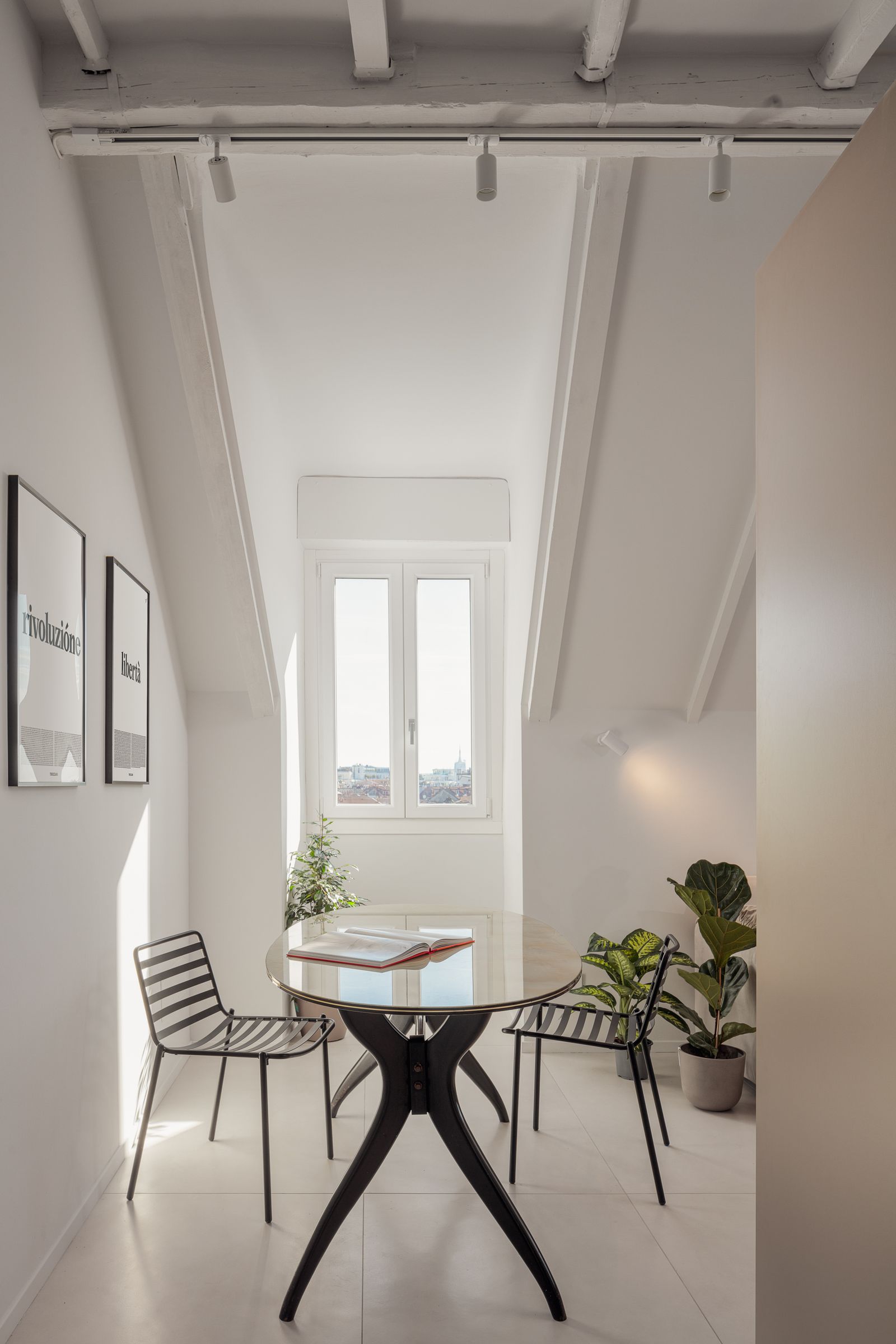 米兰42平米带City Life和大教堂景观的阁楼公寓改造丨意大利丨Jacopo Colatarci-25