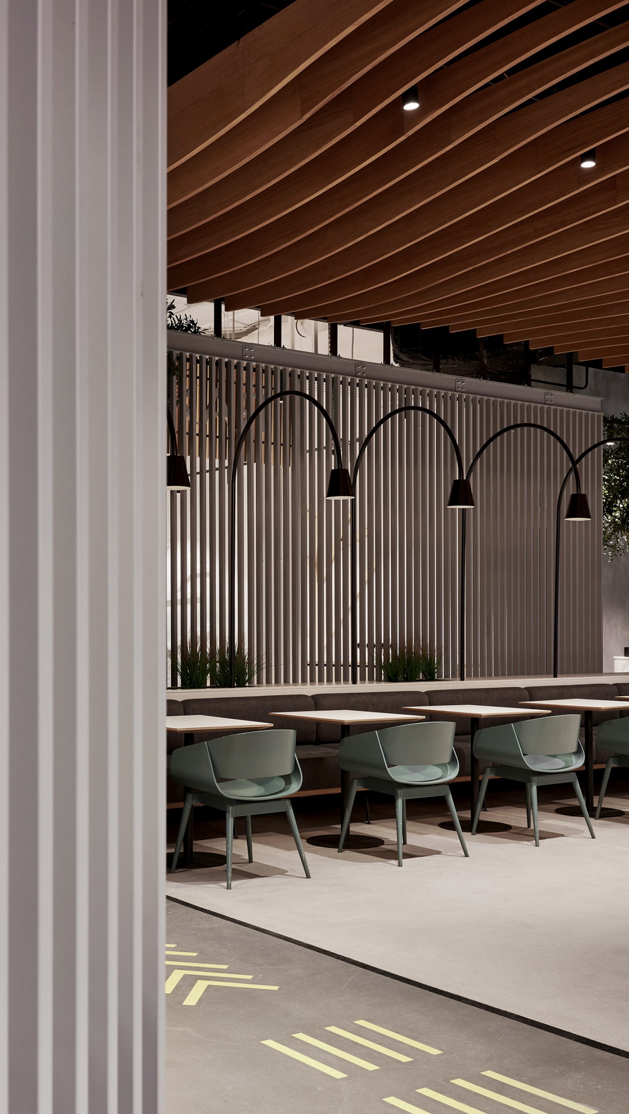 圣彼得堡最大的美食空间-24