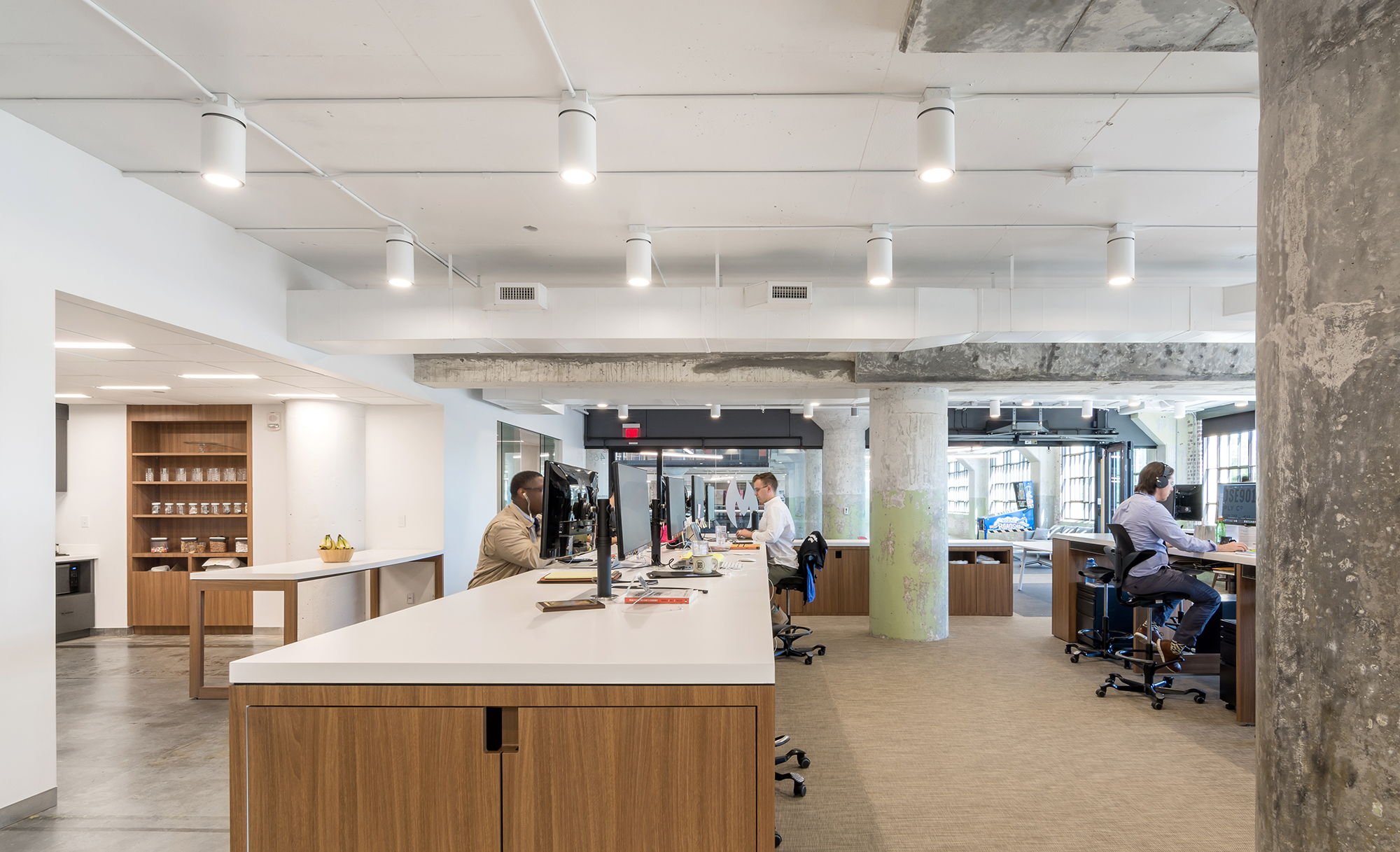 重塑社区纽带 | Memphis 非盈利组织 City Leadership 办公室设计-15