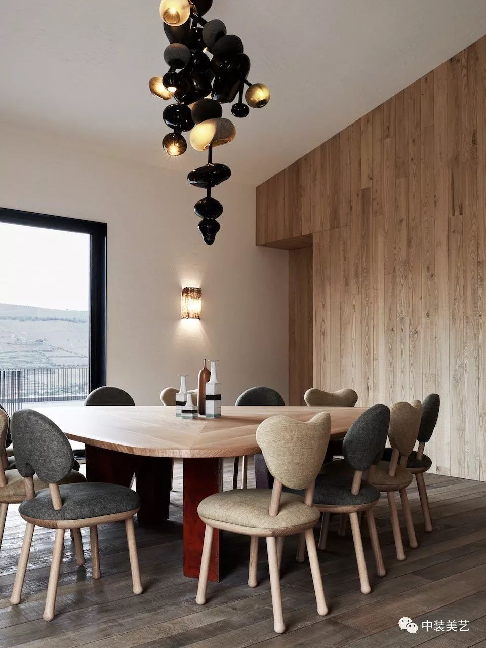 Color/跟着大师学软装-200年的葡萄酒厂改造酒店-30