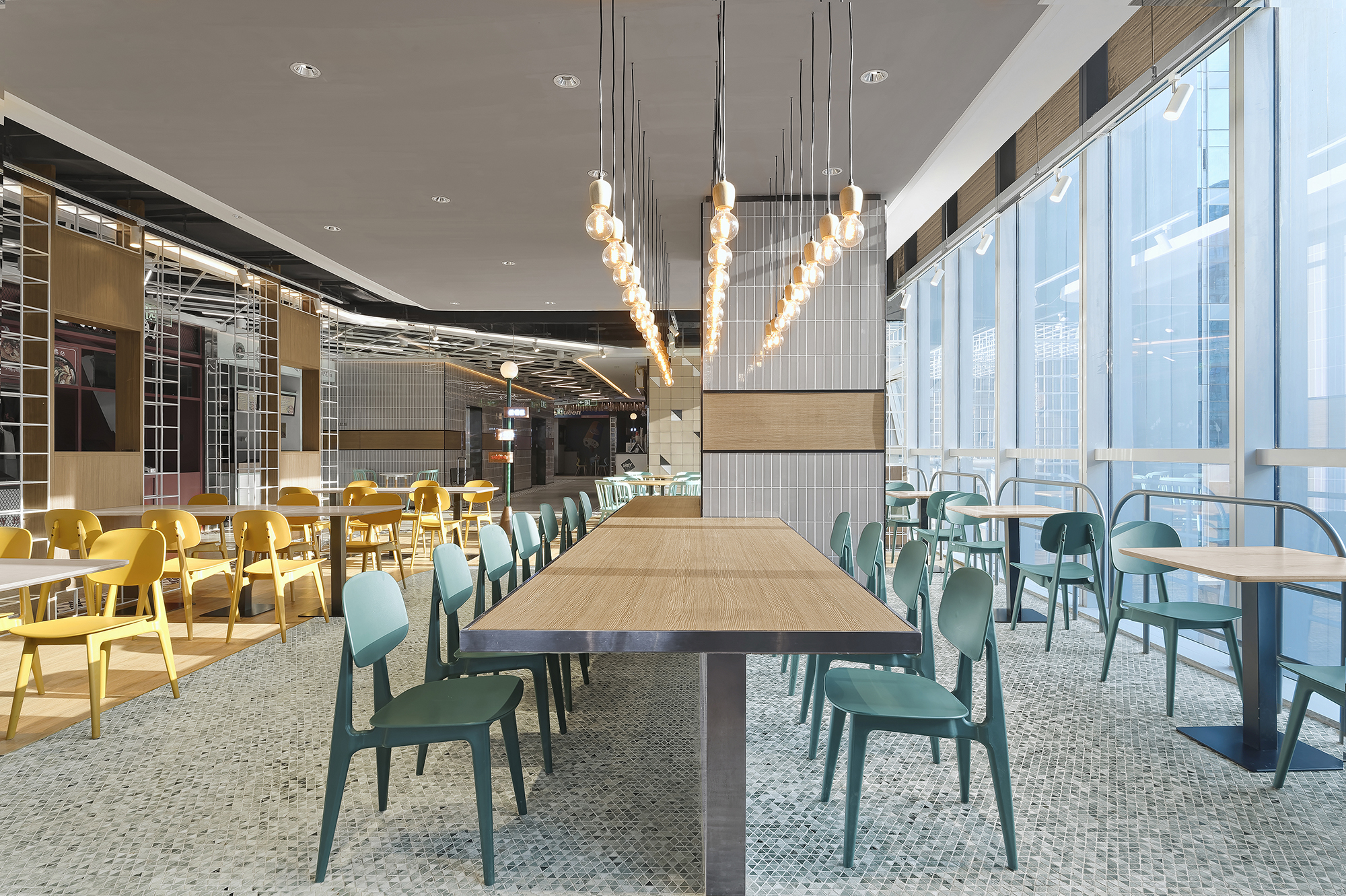 新天地 360 广场的社交美食广场-17