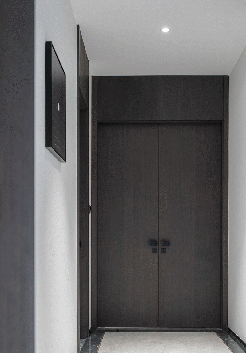 异形屋顶下的现代生活空间-47