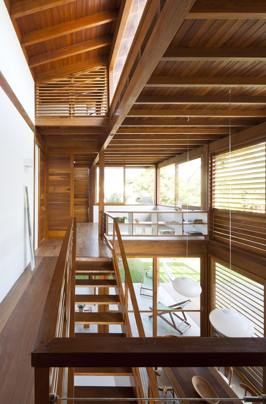 巴西 SP 海滨优雅木结构住宅-9