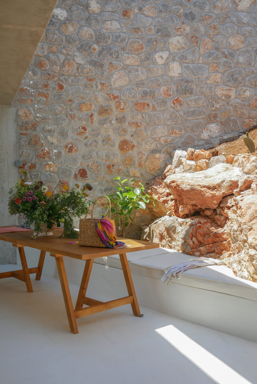 丨康斯坦丁诺斯·埃斯塔西乌,乔治·布吉乌科斯,康斯坦丁诺斯·塞洛斯-22