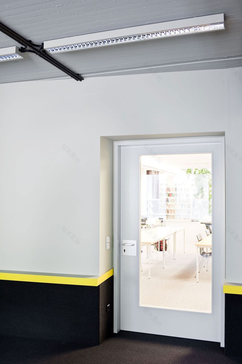 化学系楼内新研讨室及紧急楼梯与出口丨德国慕尼黑丨Lea Soltau,Florian Fischer-7