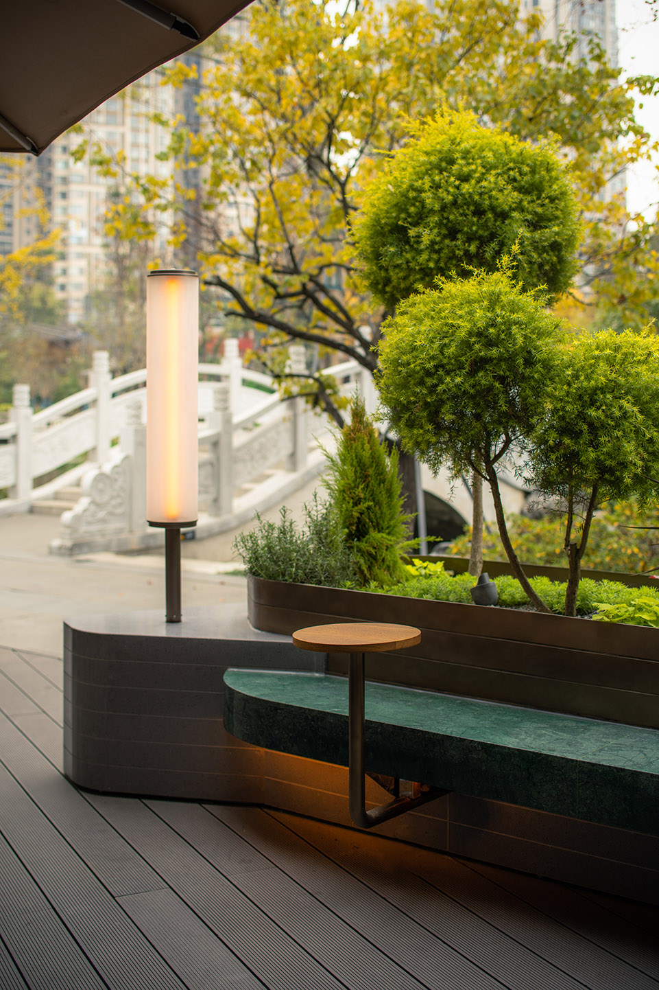 300 藤 VINES 餐酒馆丨中国成都丨构看建筑设计-15