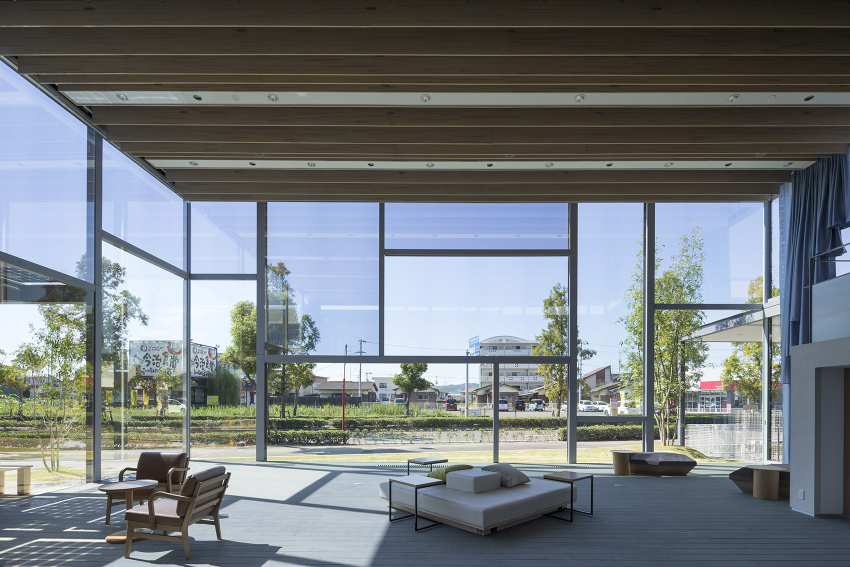 J. Spot Imabari汽车展室及服务商店,日本 / YANOAOYAMA Architecture Design-28