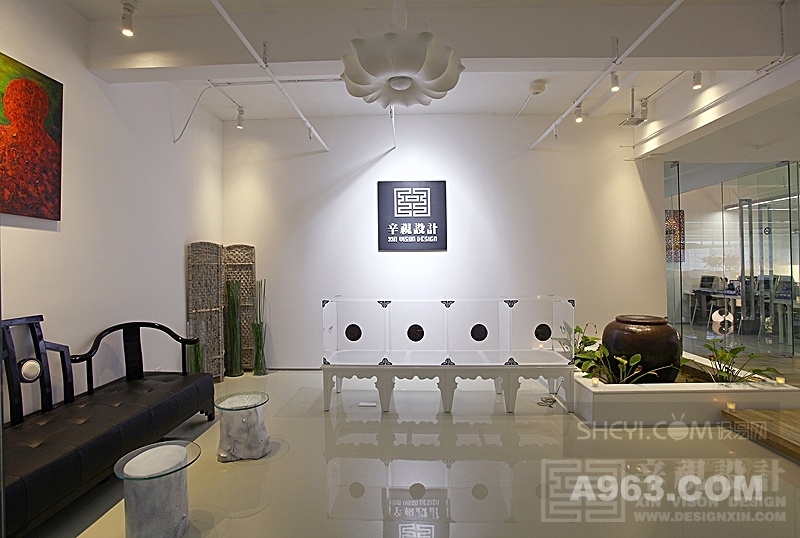 辛军打造现代简约办公空间-11