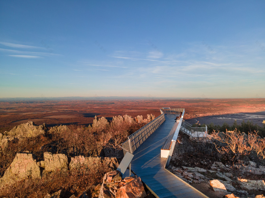 Peñas Llanas 观景台改造丨西班牙卡斯蒂利亚丨Lopez Lopez-38