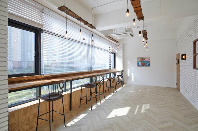 现代明亮 60 平健身中心，专业与时尚的完美融合-16