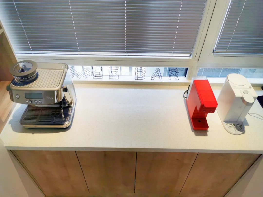 90㎡程序员家居，设备柜、地台、咖啡吧一应俱全-57