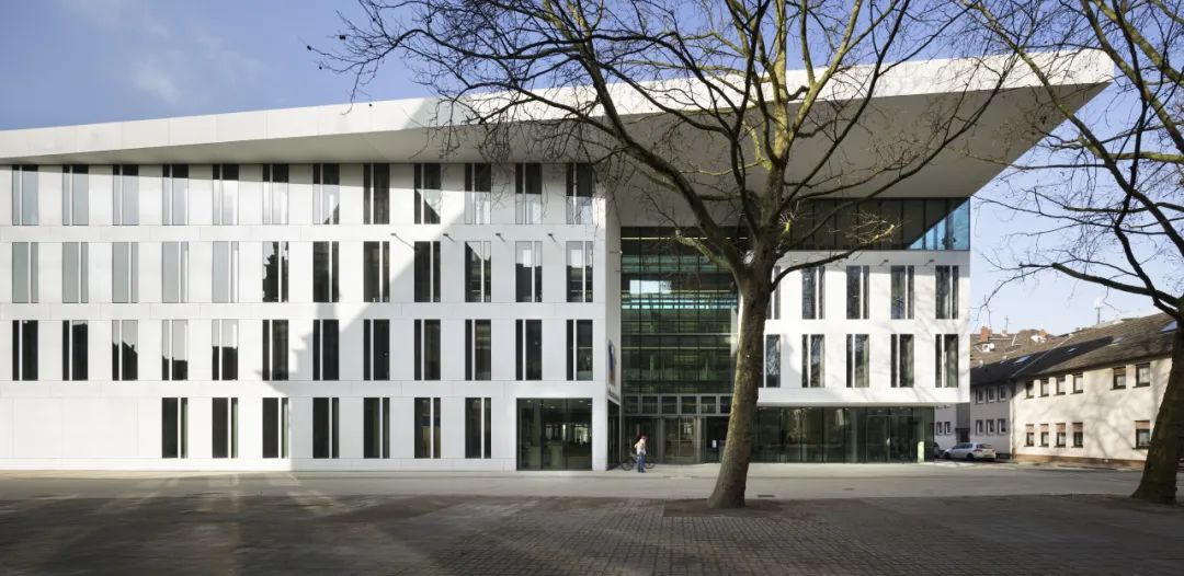 德国大众银行克雷费尔德总部丨盖博建筑设计-18