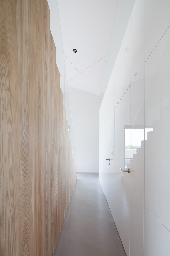 波兰 Krostoszowice 村庄的倾斜屋顶家园-54