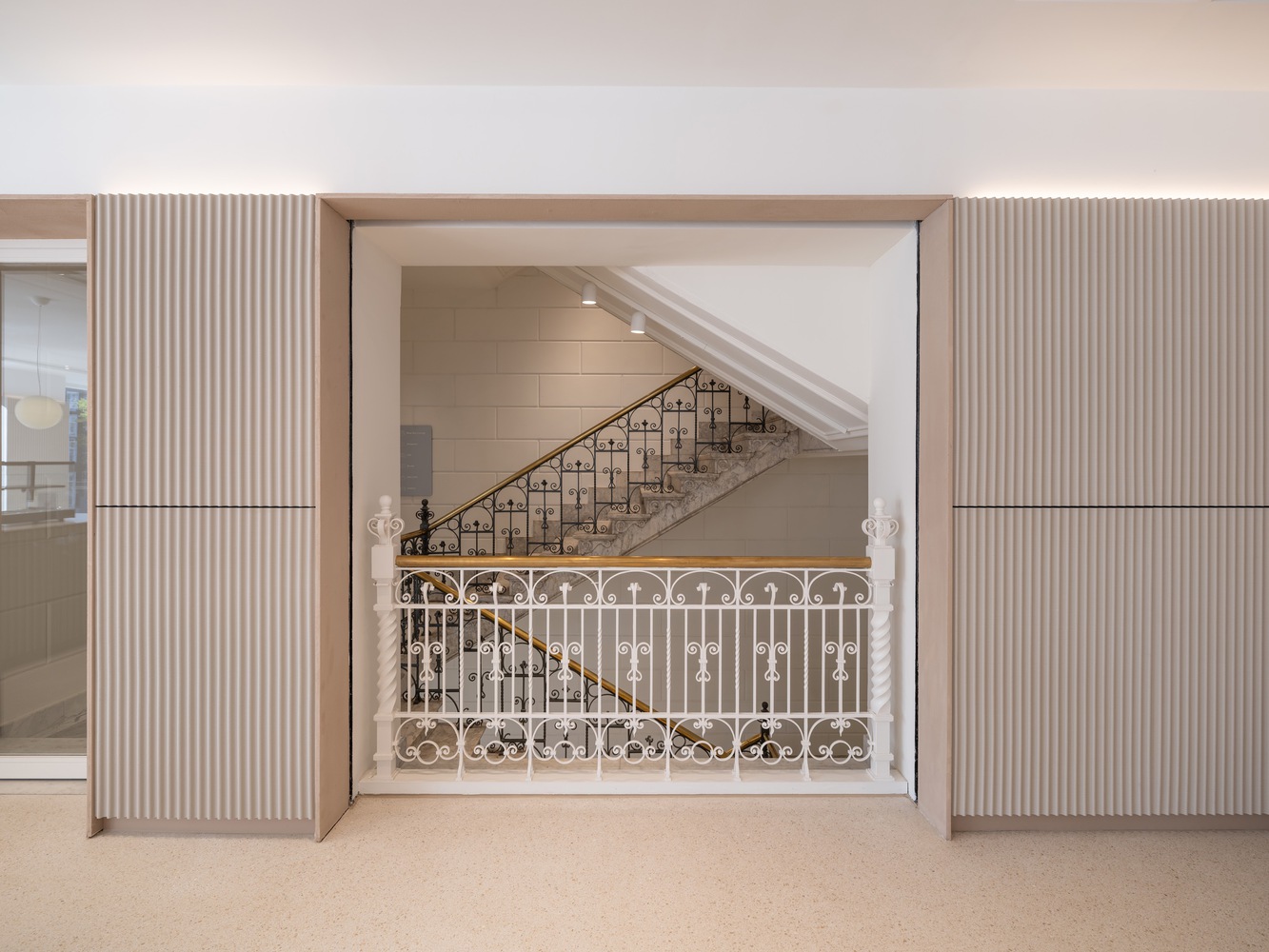 荷兰电动汽车制造商 NIO 旗舰店丨荷兰阿姆斯特丹丨MVRDV-28