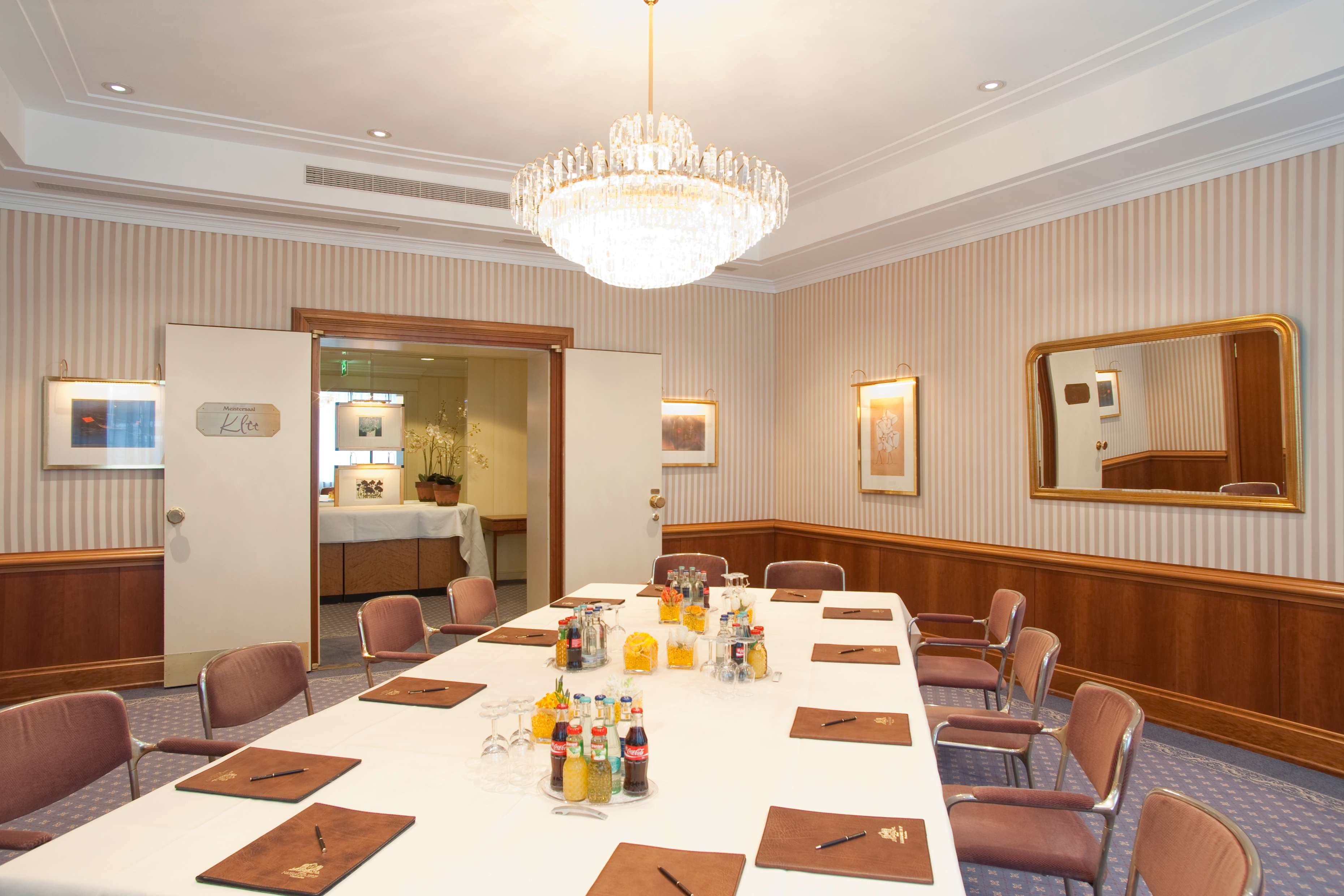 德国威斯巴登纳索尔霍夫酒店-8