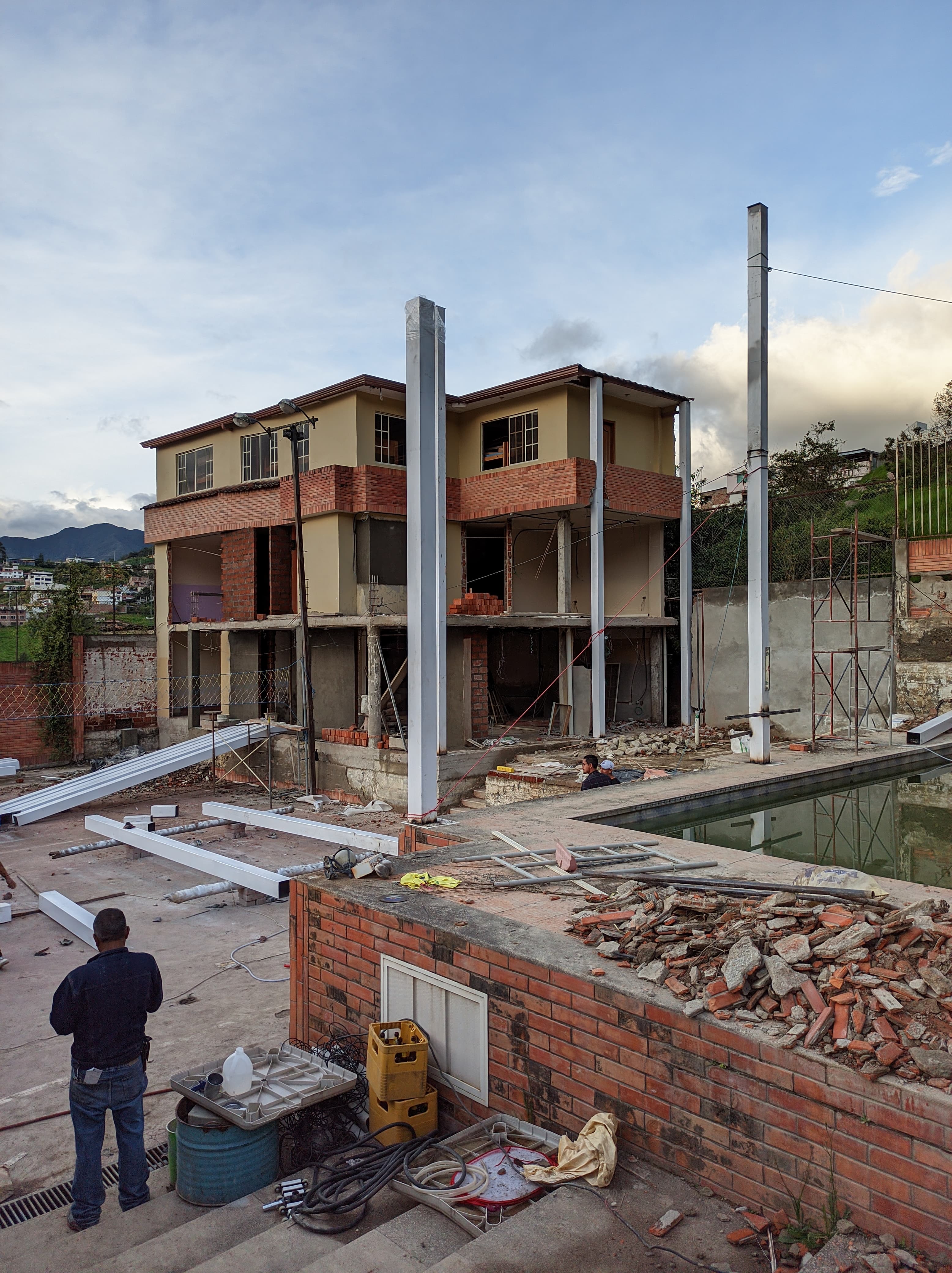 RESIDENTE DE OBRA - CASA BLANCA (REMODELACIÓN)-2