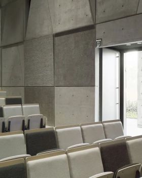 早稻田大学高等学院礼堂楼丨日本东京丨株式会社日建设计