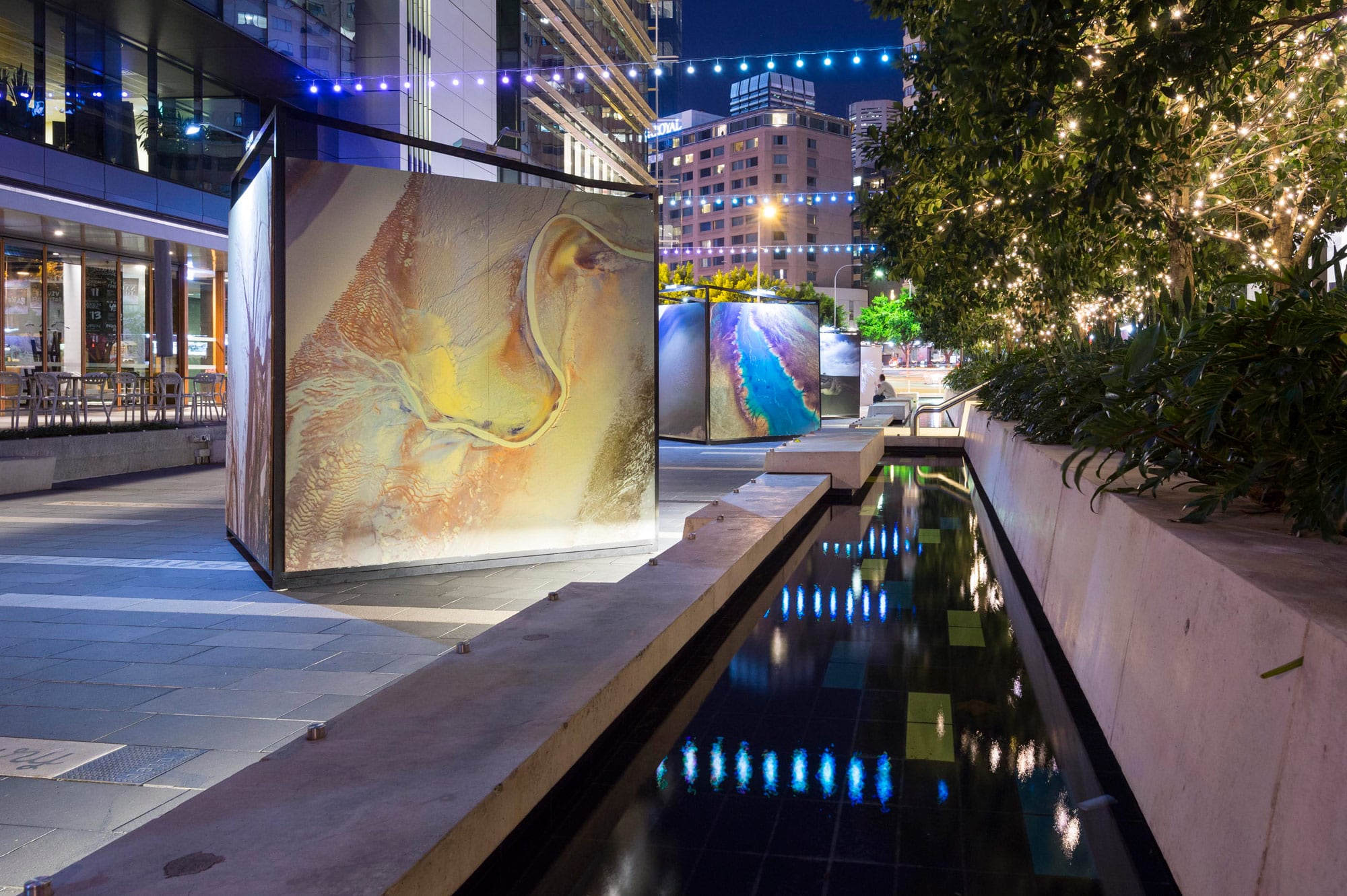 悉尼 Darling Quarter 商业街艺术装置-7