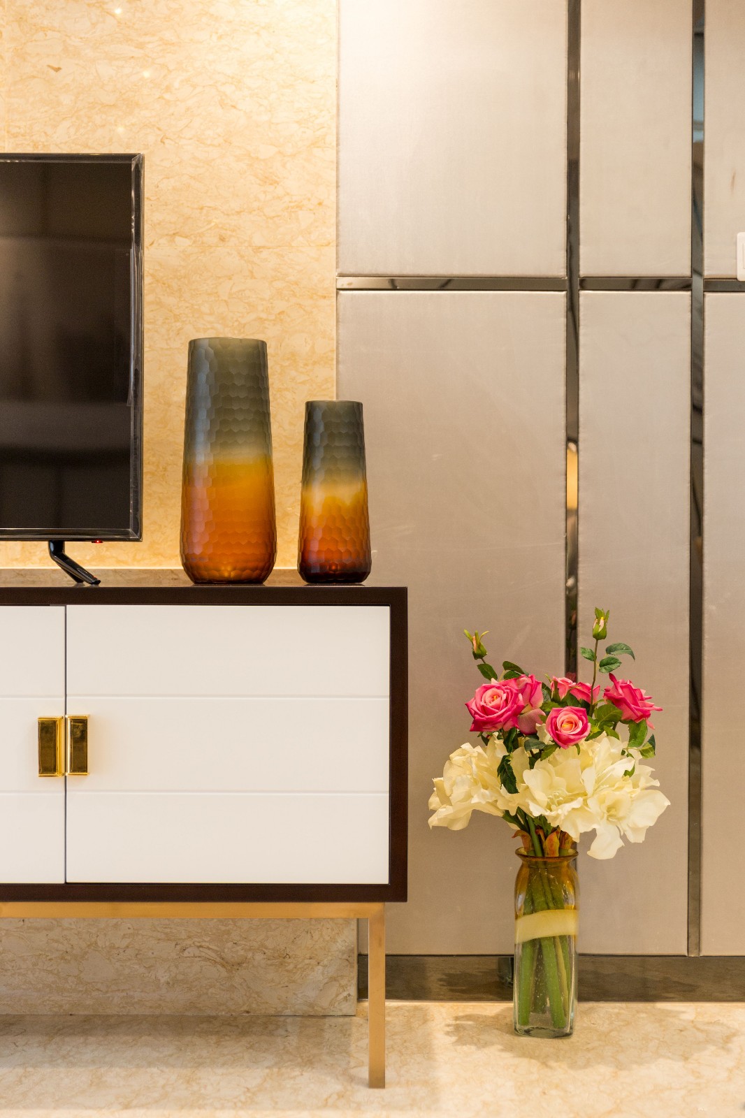 华宇集团 · 苏州 · 林泉雅致124户型软装设计  上海思过半装饰设计有限公司-10