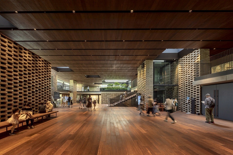 大阪枚方市综合文化艺术中心 | 绿色与艺术的完美交织-28