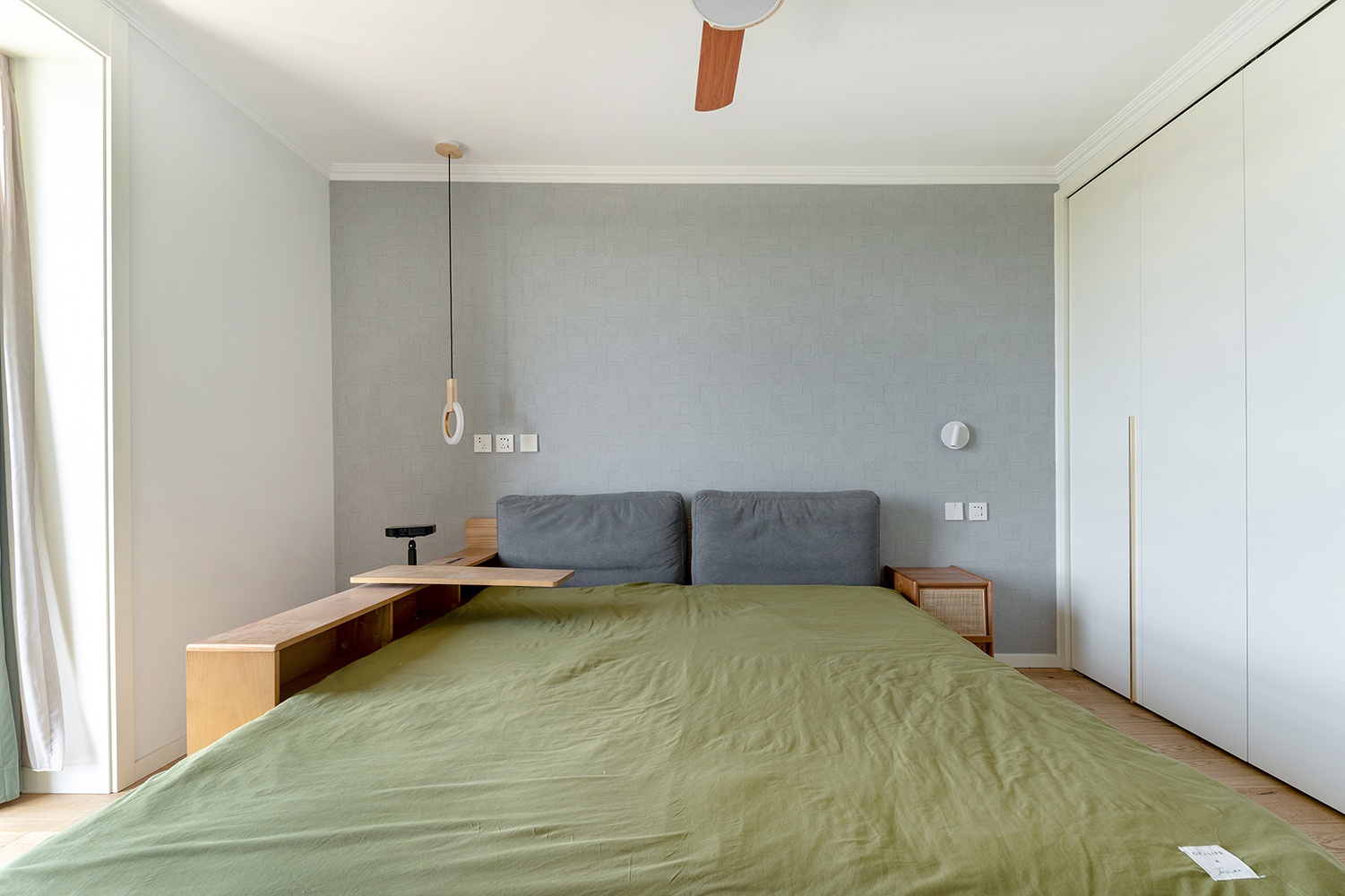 130㎡原木自然系，他家厨房里还有咖啡角，简直太香了-12