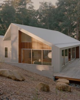 铁树皮屋（Ironbark House）丨澳大利亚丨Klaus Carson Studio