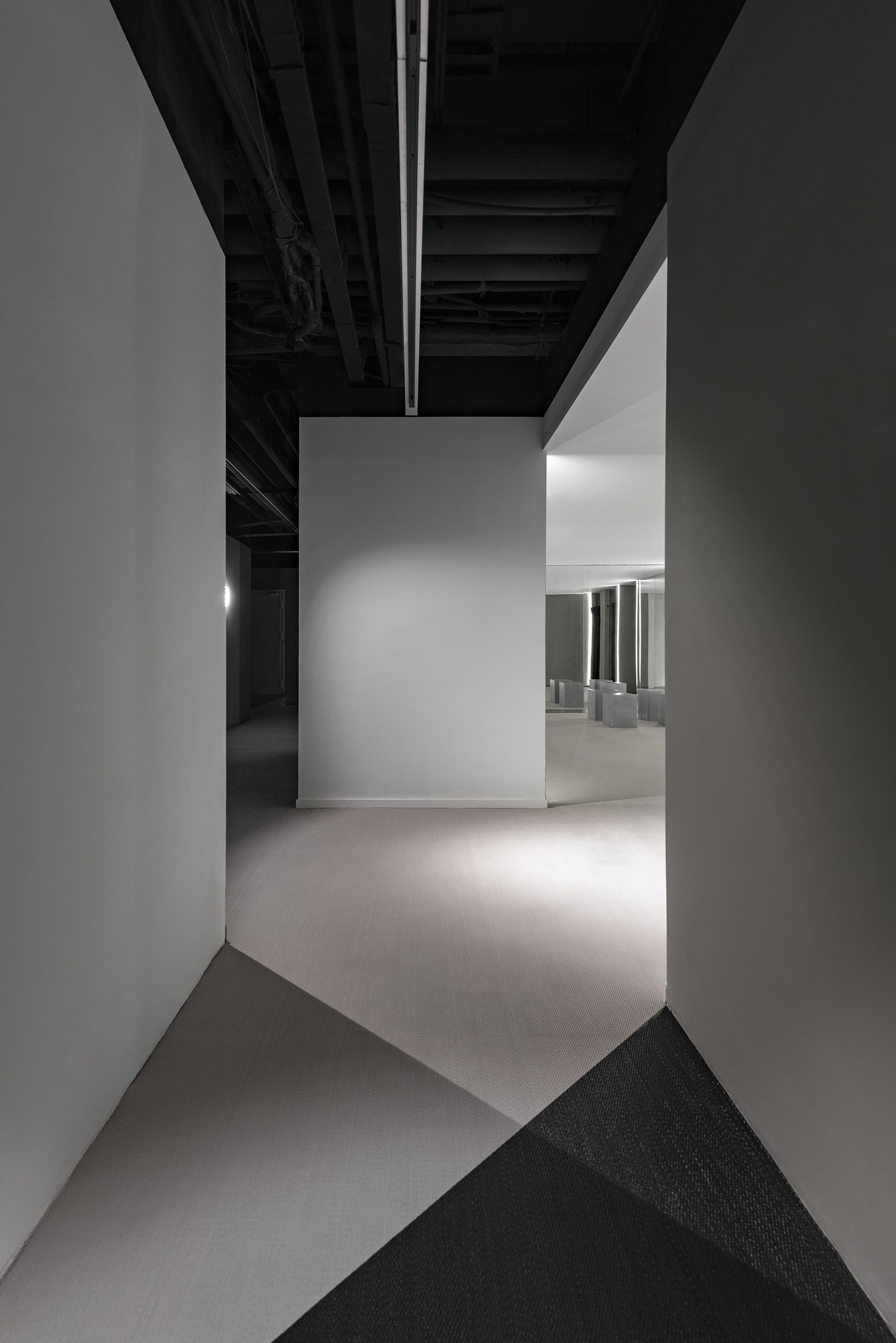 建鲤居剧院（注：由于Jian Li Ju无更多背景信息，这里按拼音音译处理，若有实际含义请补充信息后再翻译） 丨中国上海丨More Design Office（MDO）-21