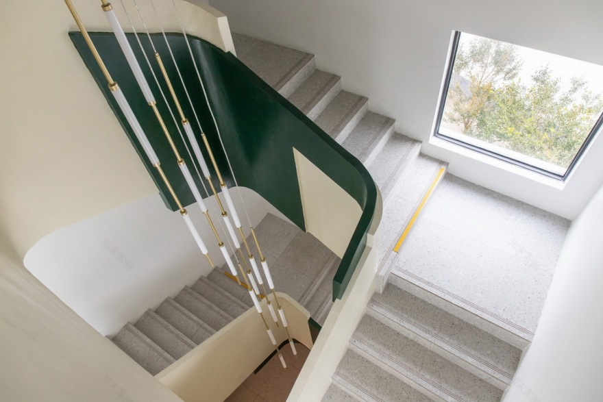 环湖公路边的度假餐吧丨平介设计-32