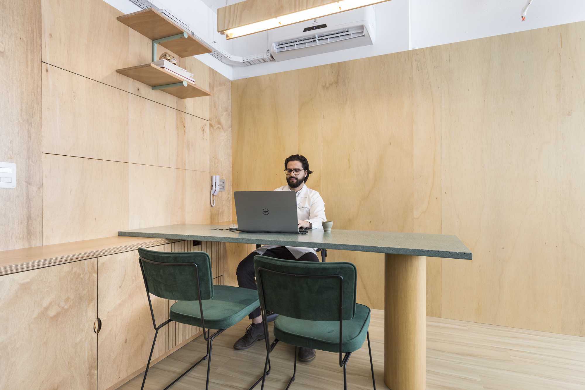 拉斐尔·派瓦的办公室丨巴西丨URBANODE arquitetura-11