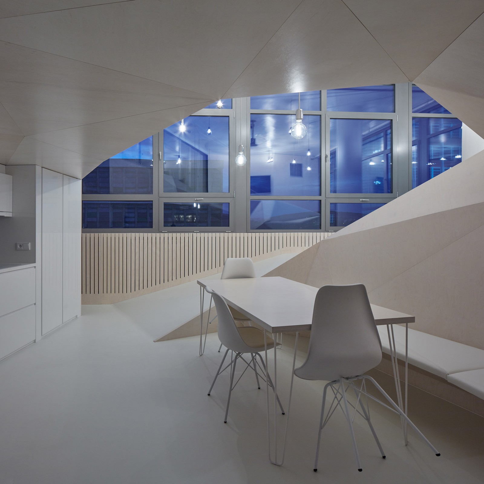 新作 | petrjanda/brainwork：捷克 兹林32号阁楼式公寓-34