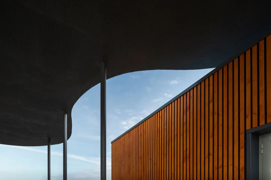 废弃仓库变身高颜值办公室,模块化设计成最大亮点-106