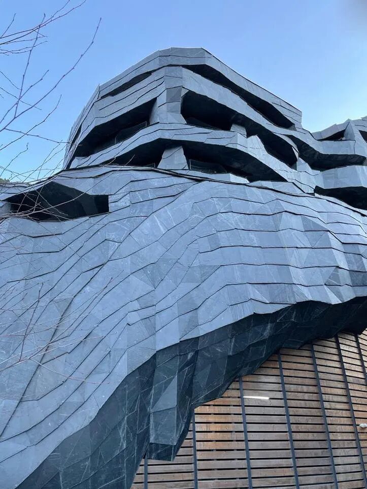 让·努维尔新作|岩石与森林之诗，22000块石材拼贴的豪宅-24