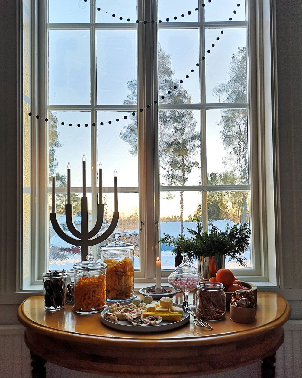 瑞典 19 世纪旧教堂的冬季童话之家-10