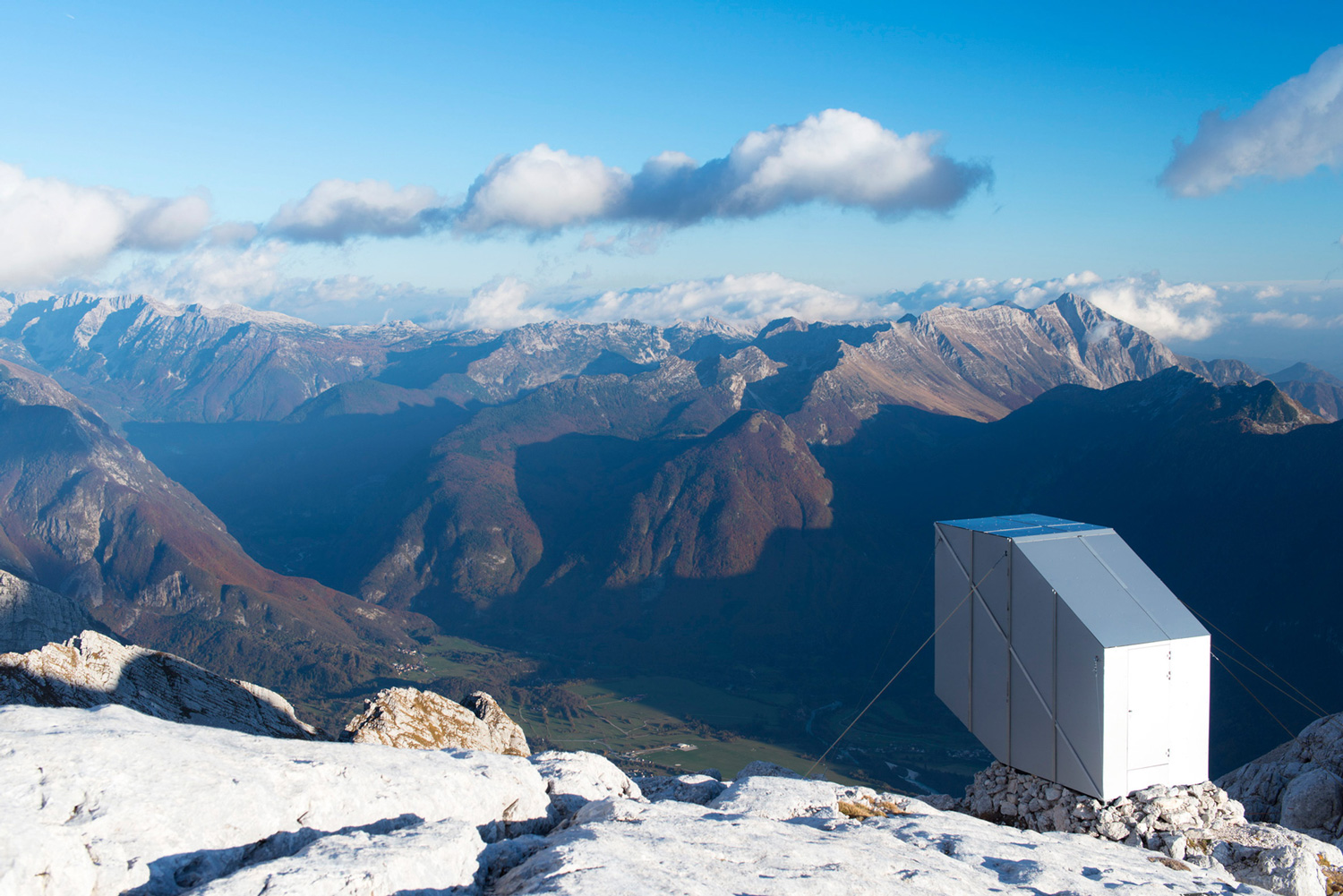 #StoriesOnDesignBy Cunning Cantilevers.-160