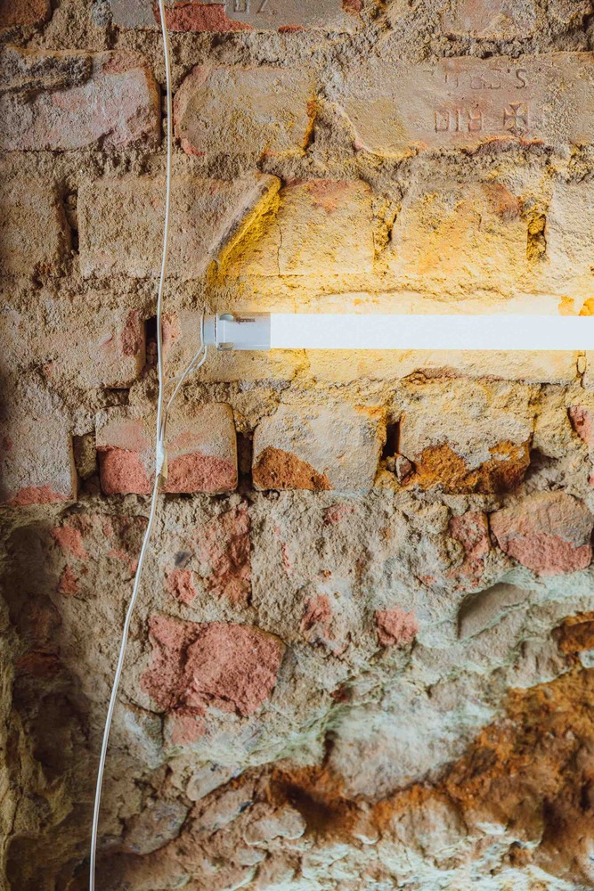 旧车间变身高质感手工啤酒厂-41