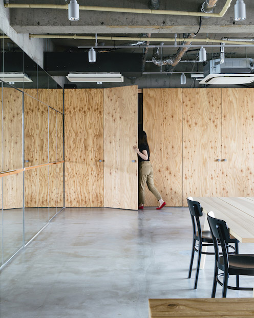 东京 Empath 办公空间——对比鲜明的开放性与私密性-18