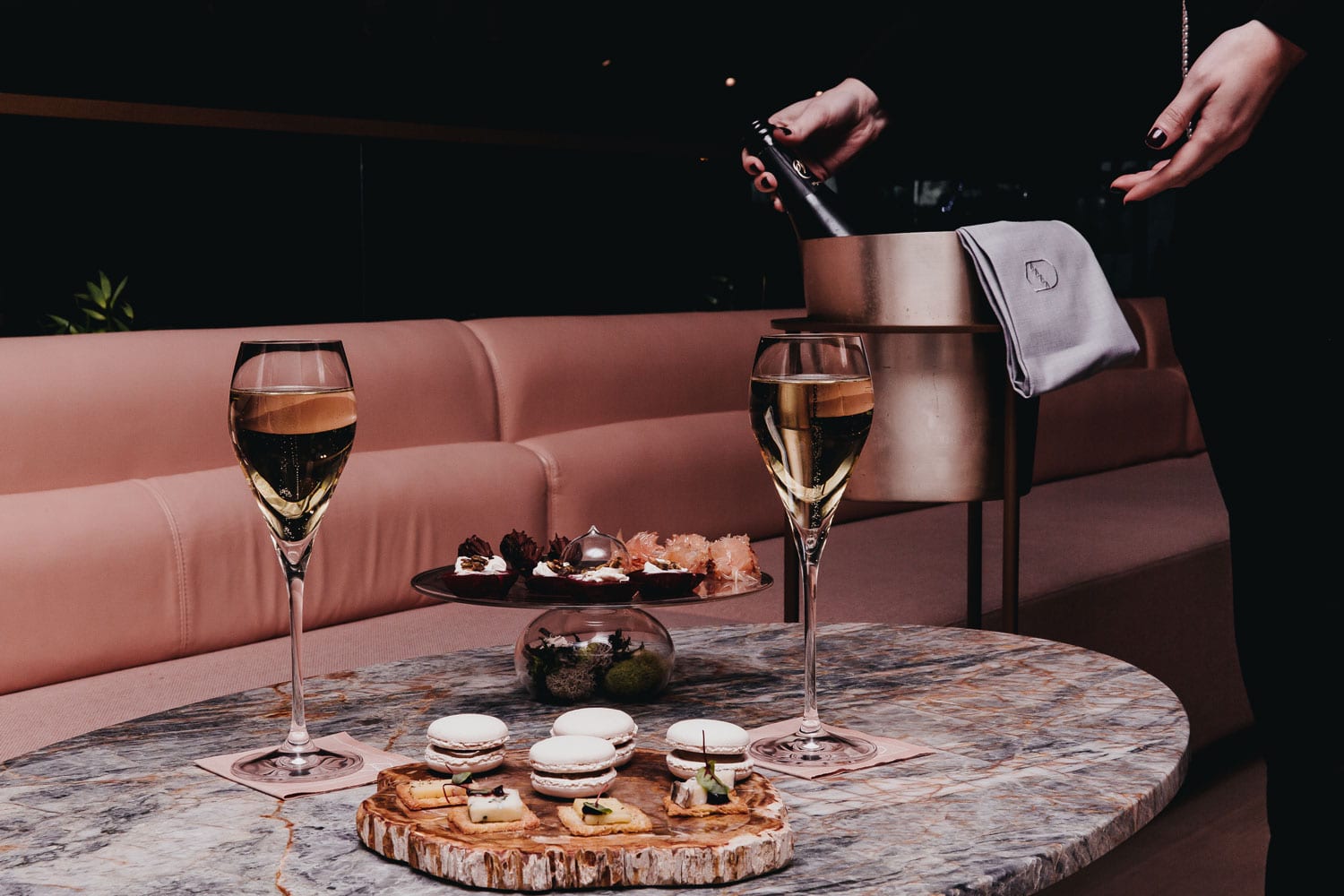 温哥华"植物学家"餐厅 | 沉浸式的自然体验-12