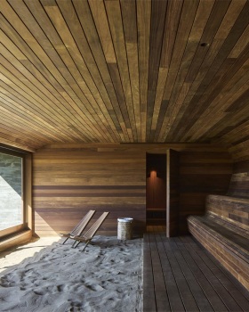 自然与建筑的完美融合：Balnea温泉疗养中心 / MacKay-Lyons Sweetapple Architects