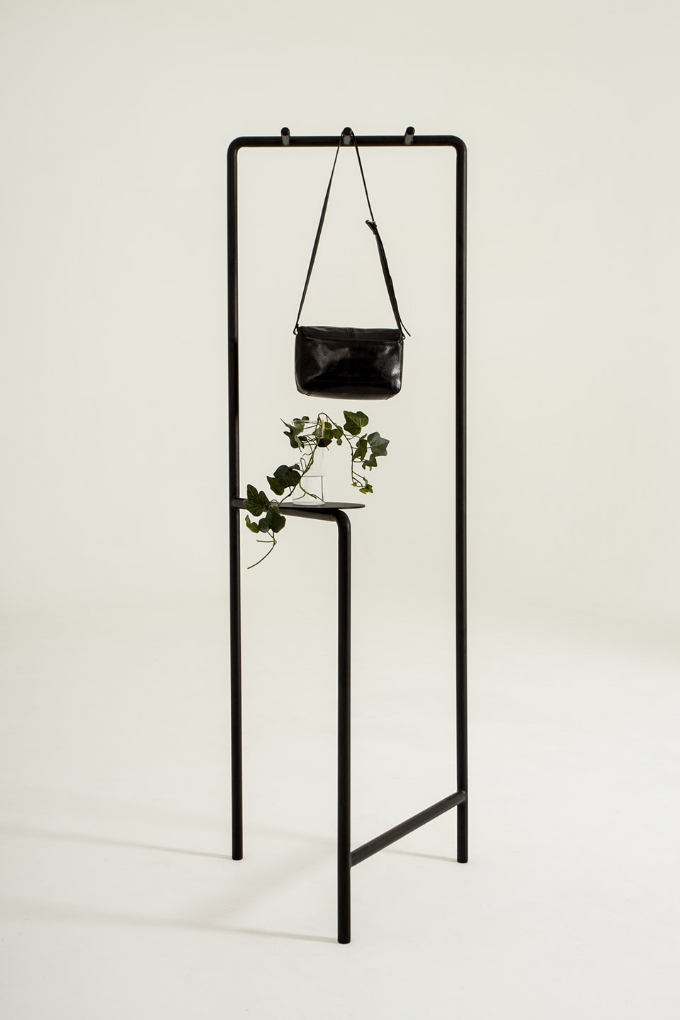 不对称粉末涂层钢构家具的奇幻空间-18