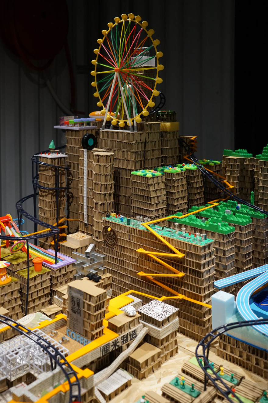 第五立面交响曲第九届深双南头古城分展场艺术装置丨厘米制造-9