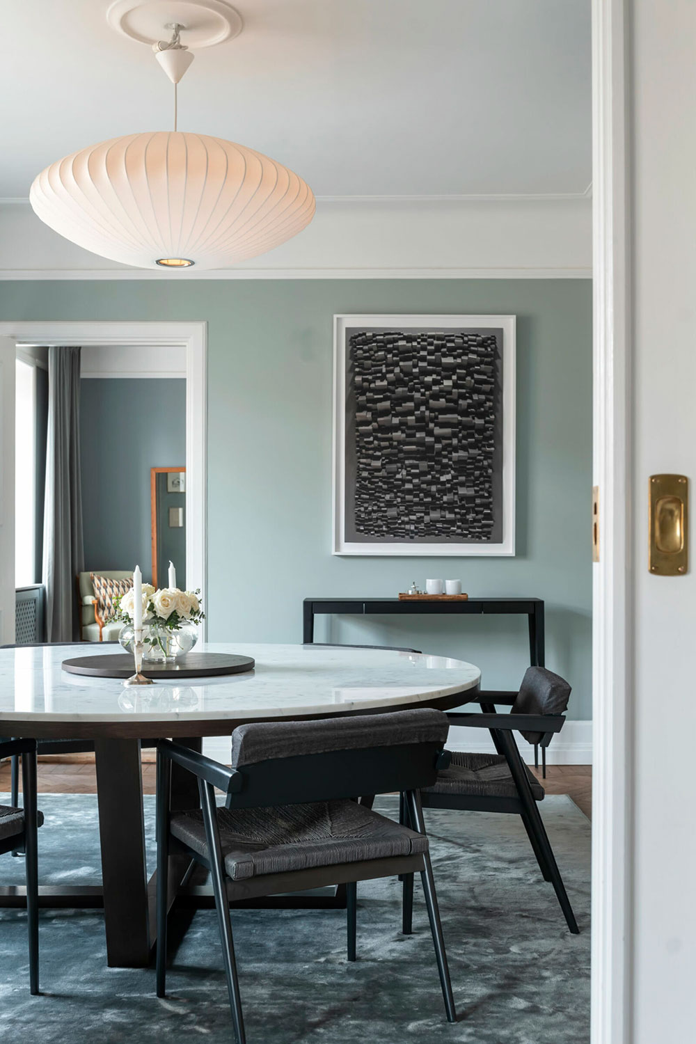 瑞典斯德哥尔摩优雅艺术公寓设计-7