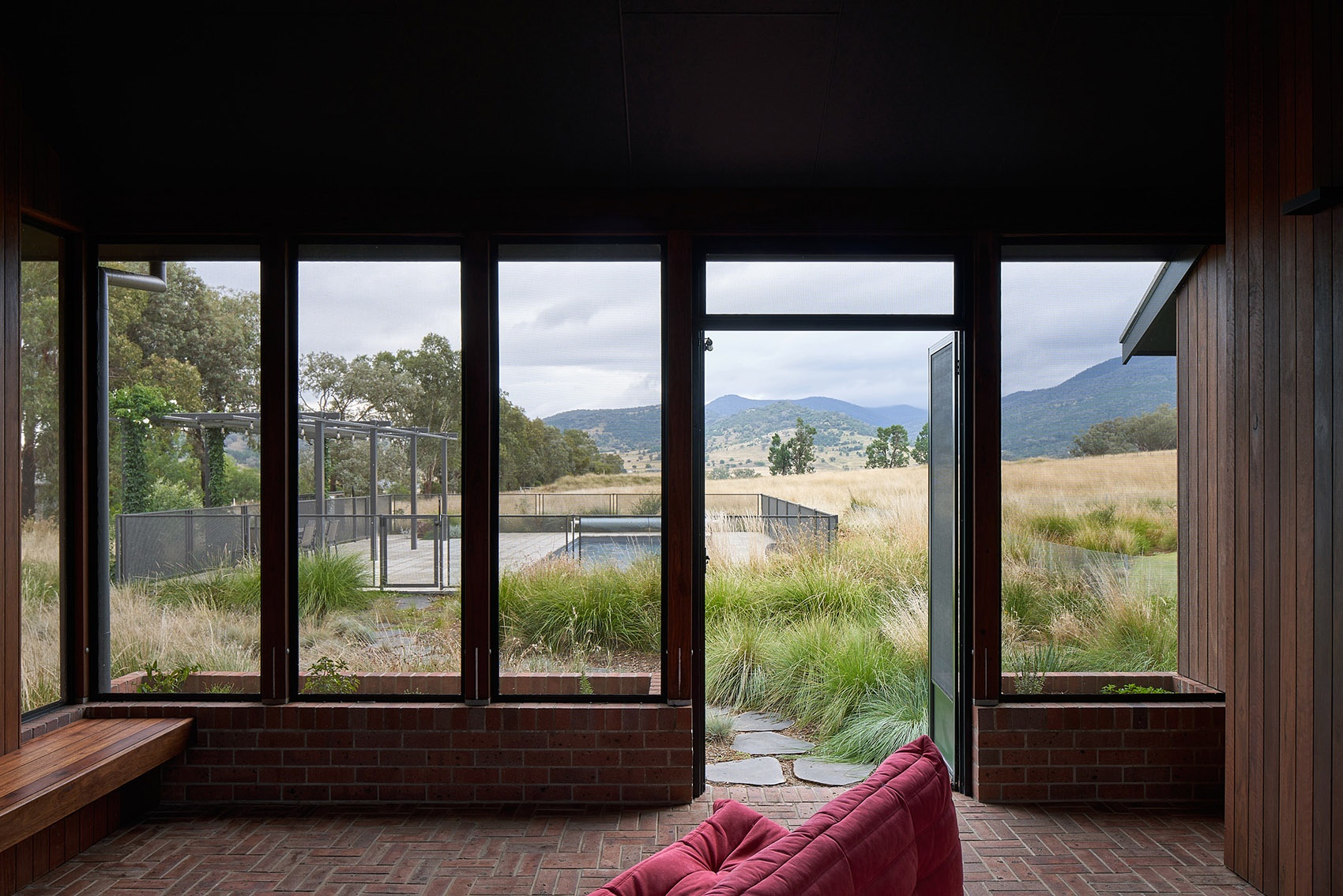 新南威尔士 Tamworth 住宅丨澳大利亚新南威尔士丨MRTN Architects-26