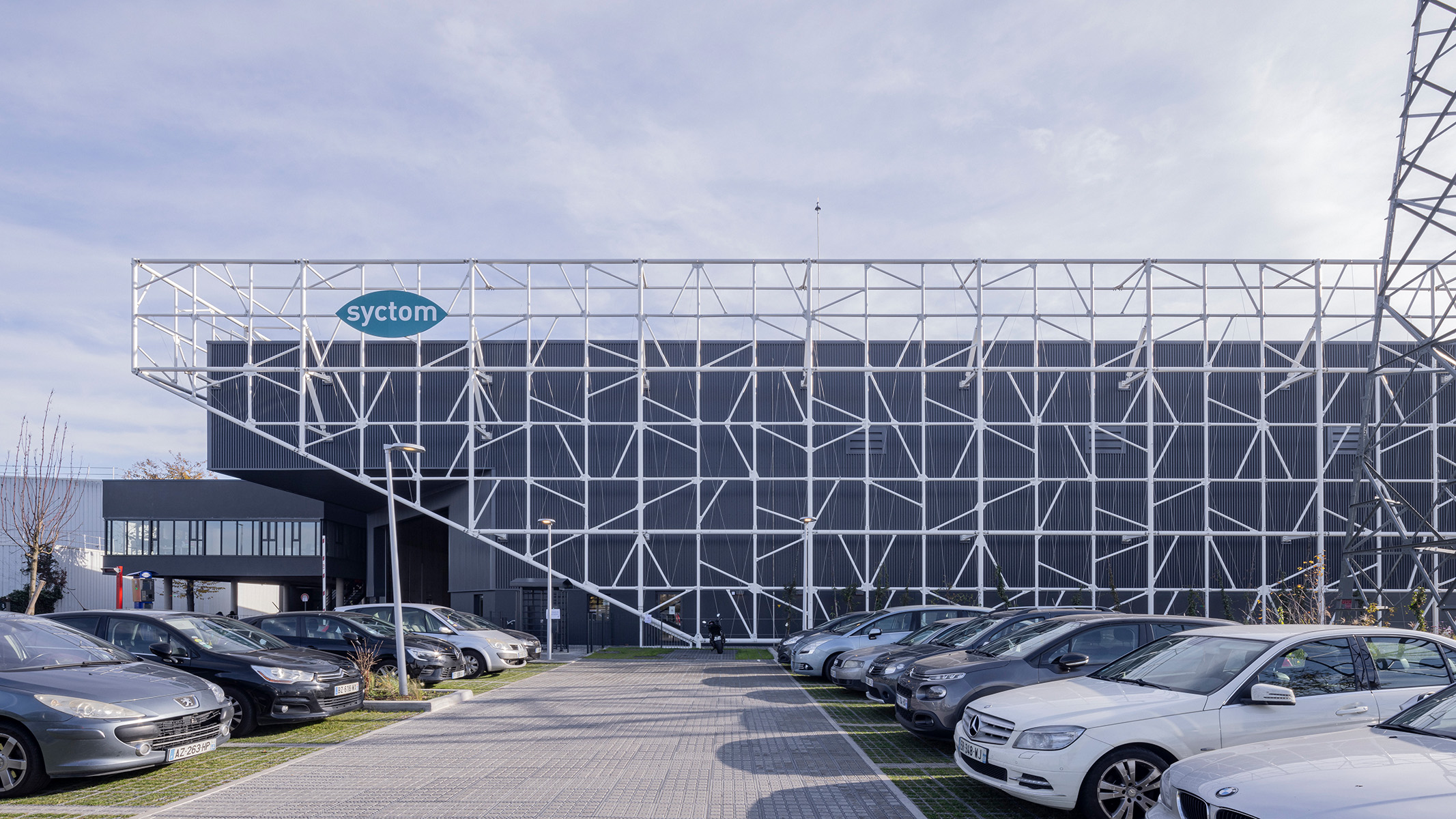 巴黎南特雷垃圾分拣中心改建,绿色环保与高效工作并重-24