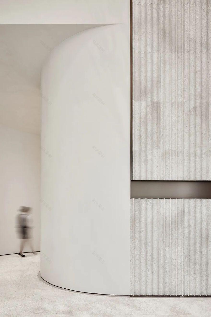 中南置地临沂林樾展示中心 | 原始美感的空间艺术-30