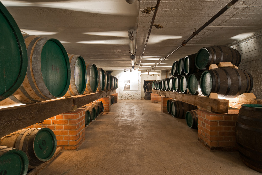 传统酒厂的现代新生 | NORDHAUSEN TRADITIONSBRENNEREI-9