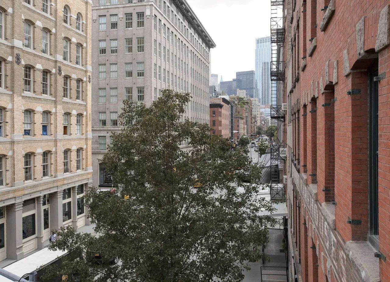 仓库爆改现代住宅-61