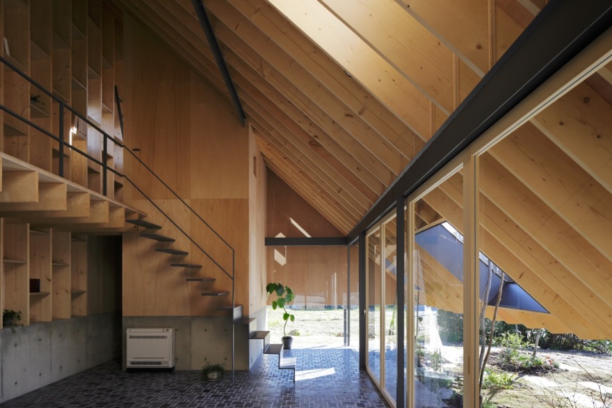 日本 Hamamatsu 住宅区的 Eaves House-41