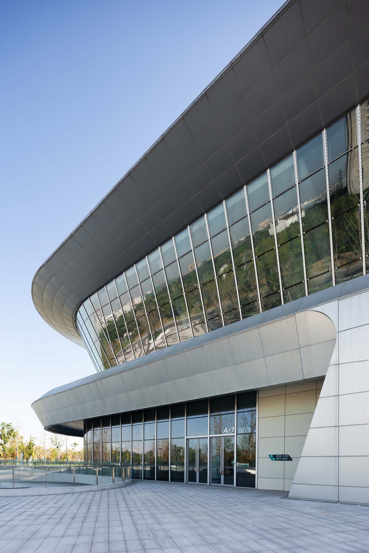 Tongxiang National Fitness Center and Li Ning Sports Park / PT Architecture Design-40