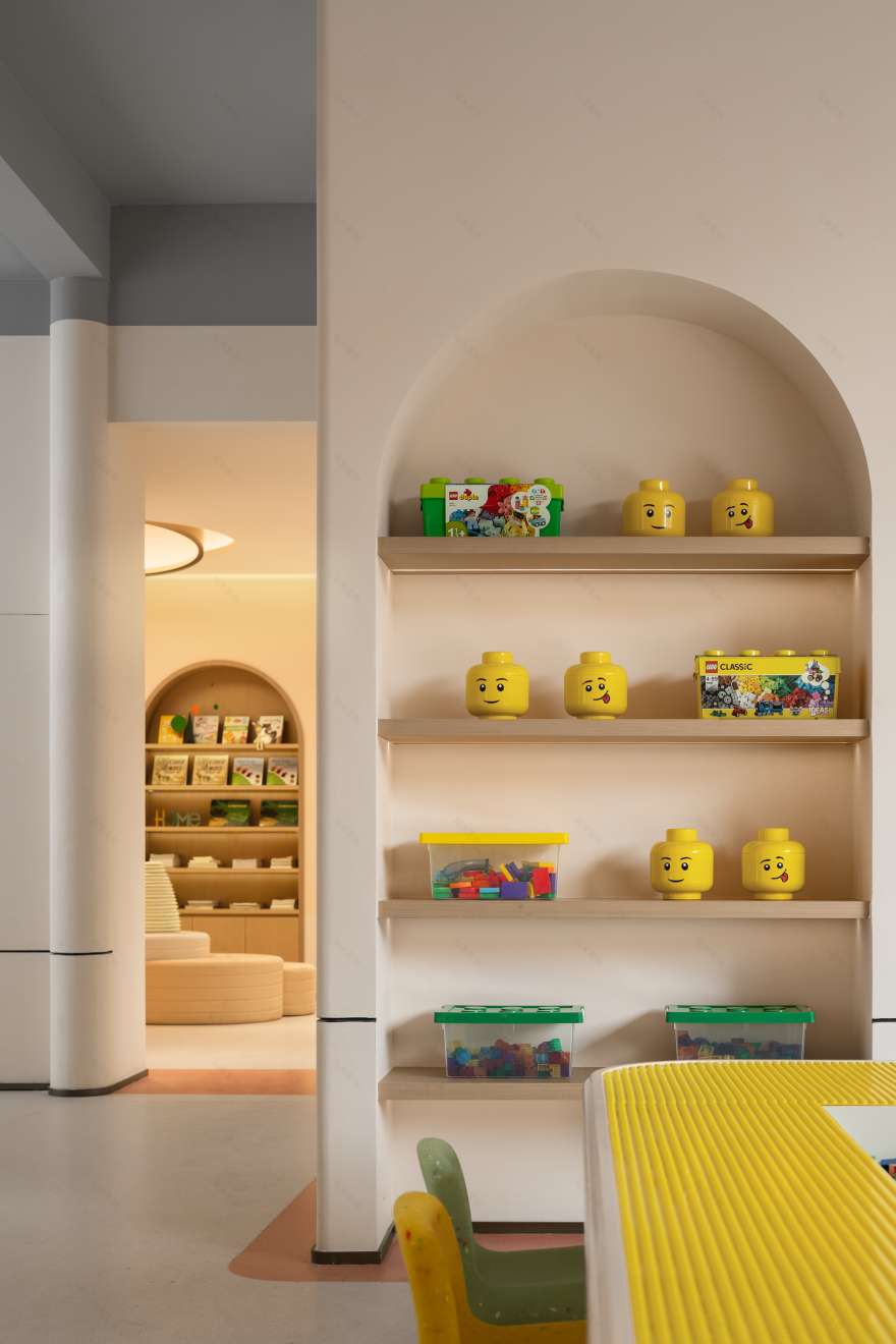 南昌市政 · 锦绣文澜架空层丨中国南昌丨HPID设计团队,重庆星翰装饰,上海一目建筑-31